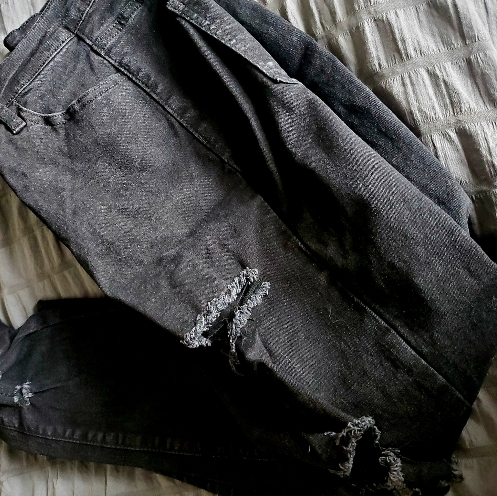 Shein black ripped high rise jeans NWOT